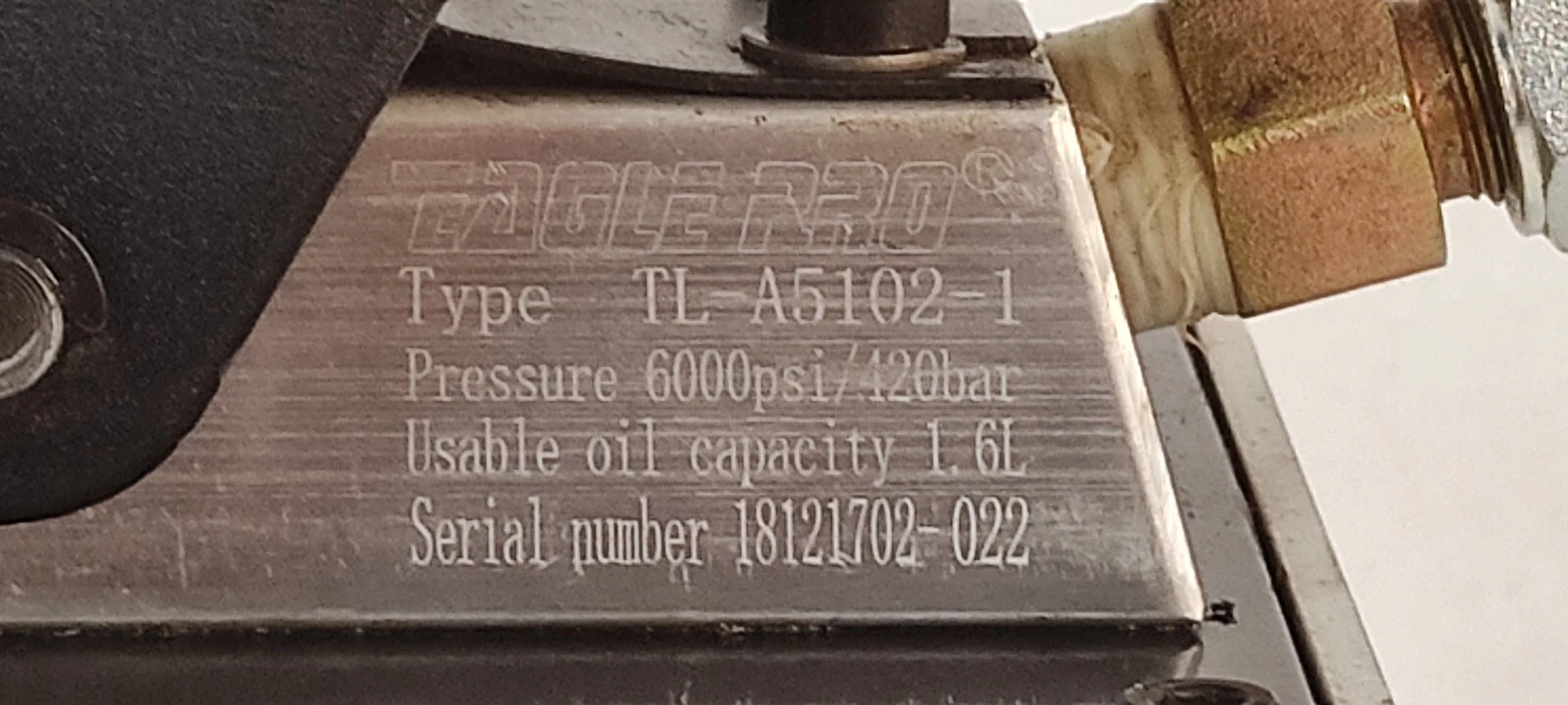 admin/uploads/uploads/Eagle Pro TL-A5102-1 Air Hydraulic Foot Pump 6000_7.webp